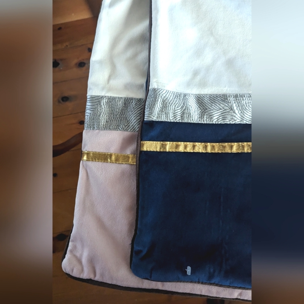 2‎ velvet pillow case